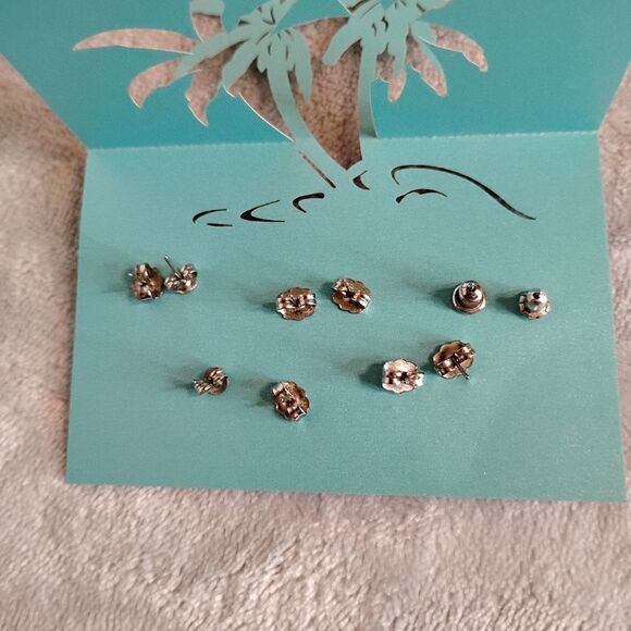 Earring Set 1 - Picture 2 of 3